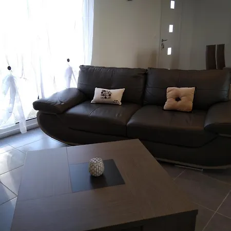 Maison De Pres De La A Semesterbostad Créances