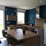 Maison De Pres De La A * Créances