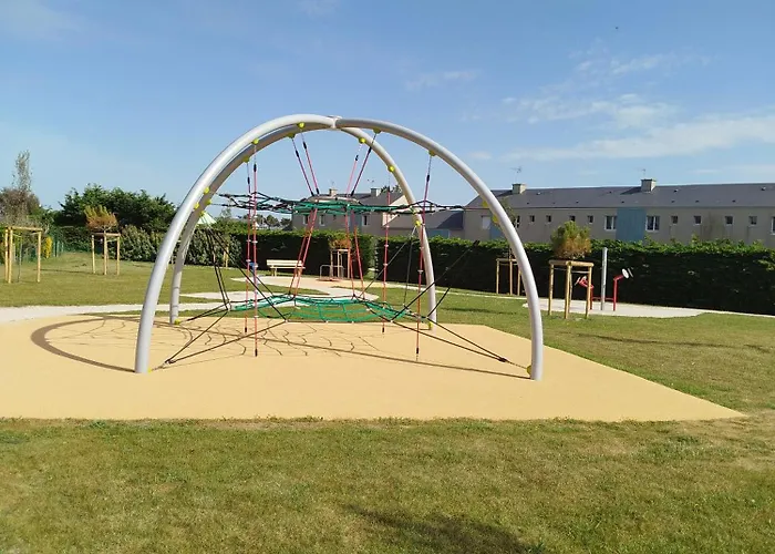 Maison De Pres De La A *